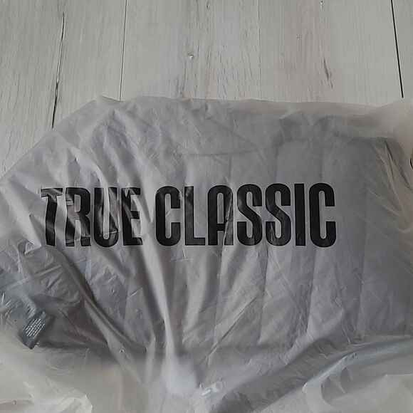 True Classic Gunmetal Puffer Jacket XL NWT in packaging - Picture 10 of 12